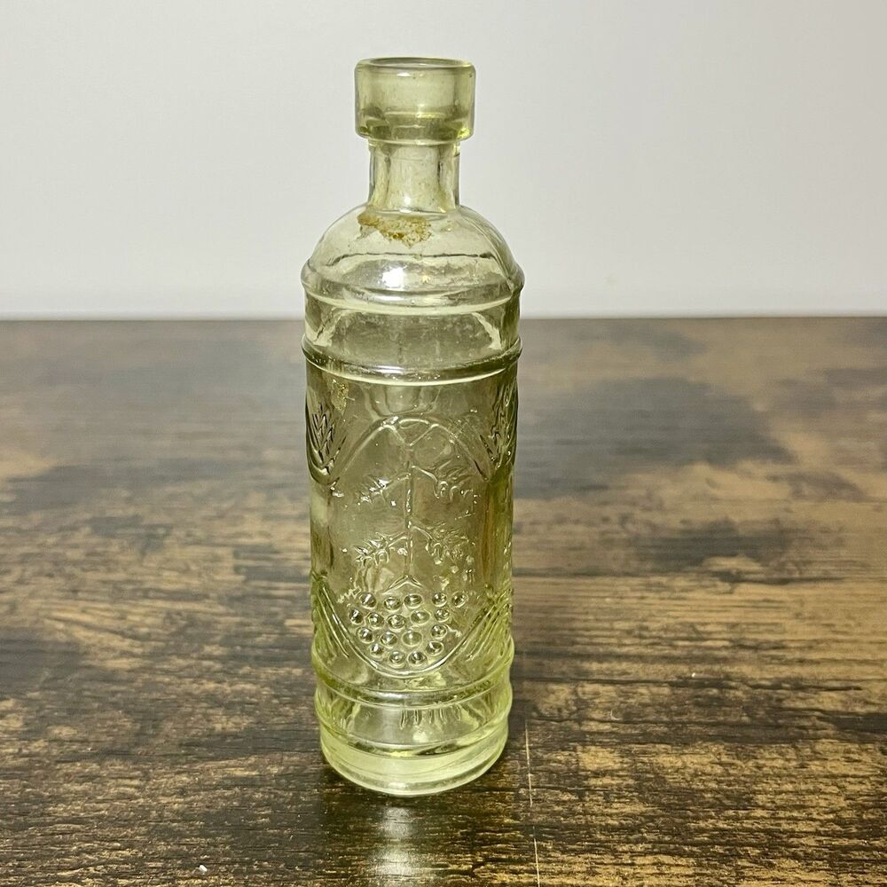 Vintage Pale Yellow Green Glass Bottle Stopper Decanter Vase 5” Grape Vine